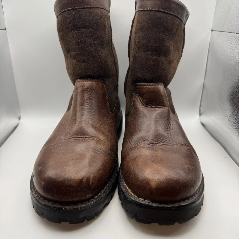 UGG Bosten Brown Leather Suede Sheepskin Lined Winter Boots 5143 Size 9